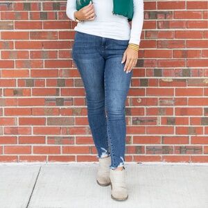 Judy Blue Like Magic Tummy Control Jeans New With Tag 7 / 28